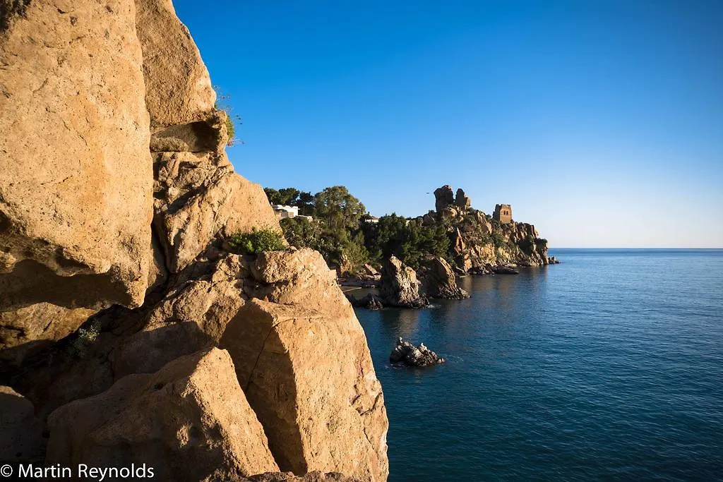 Blue Bay 3*, Cefalu