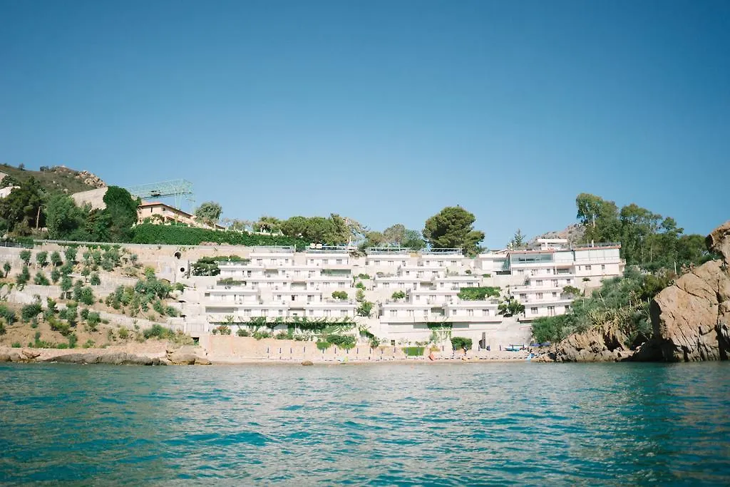 Blue Bay Aparthotel